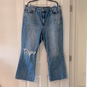 Nwt American Eagle 90s Flare Jeans - image 1